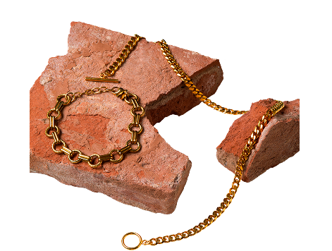 Loan with gold item collateral